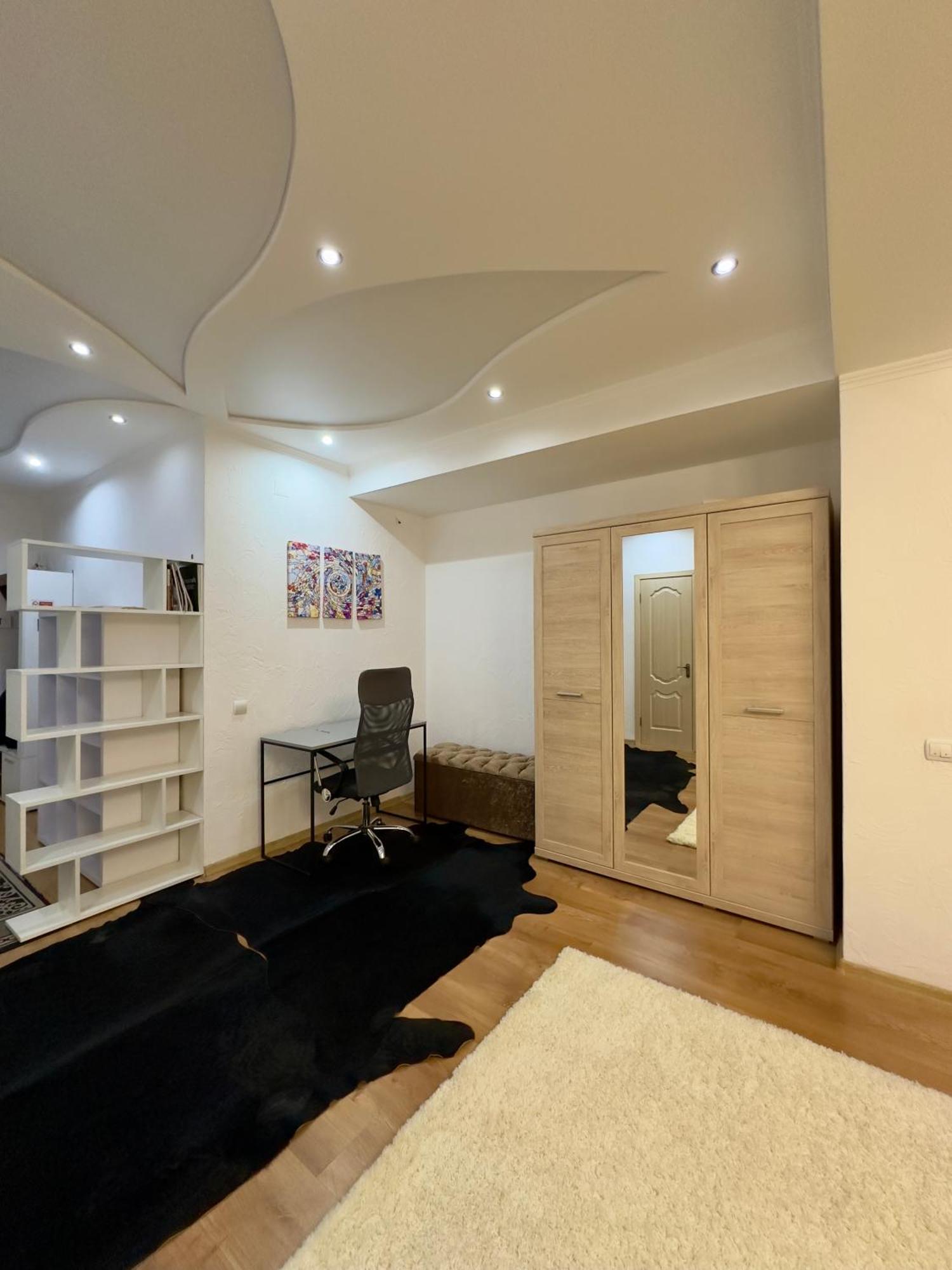 Bernardazzi Grand Hotel キシナウ 部屋 写真